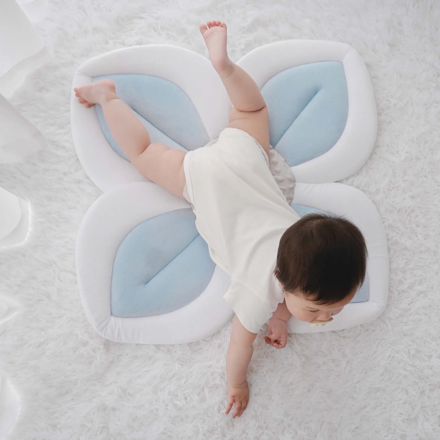 Tapis de bain pour nouveau-né, coussin de sécurité pour baignoire, coussinets en forme de pétales, accessoires pour bébé en peluche