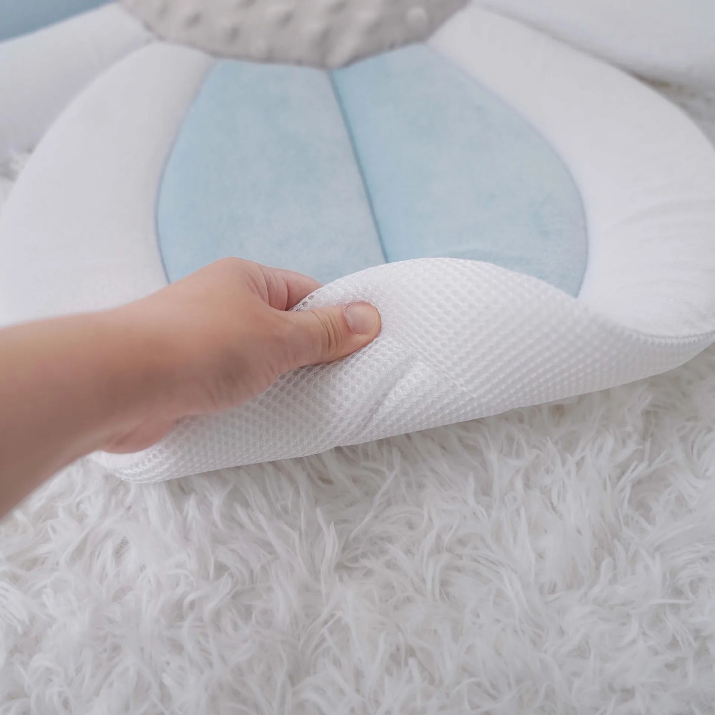 Tapis de bain pour nouveau-né, coussin de sécurité pour baignoire, coussinets en forme de pétales, accessoires pour bébé en peluche